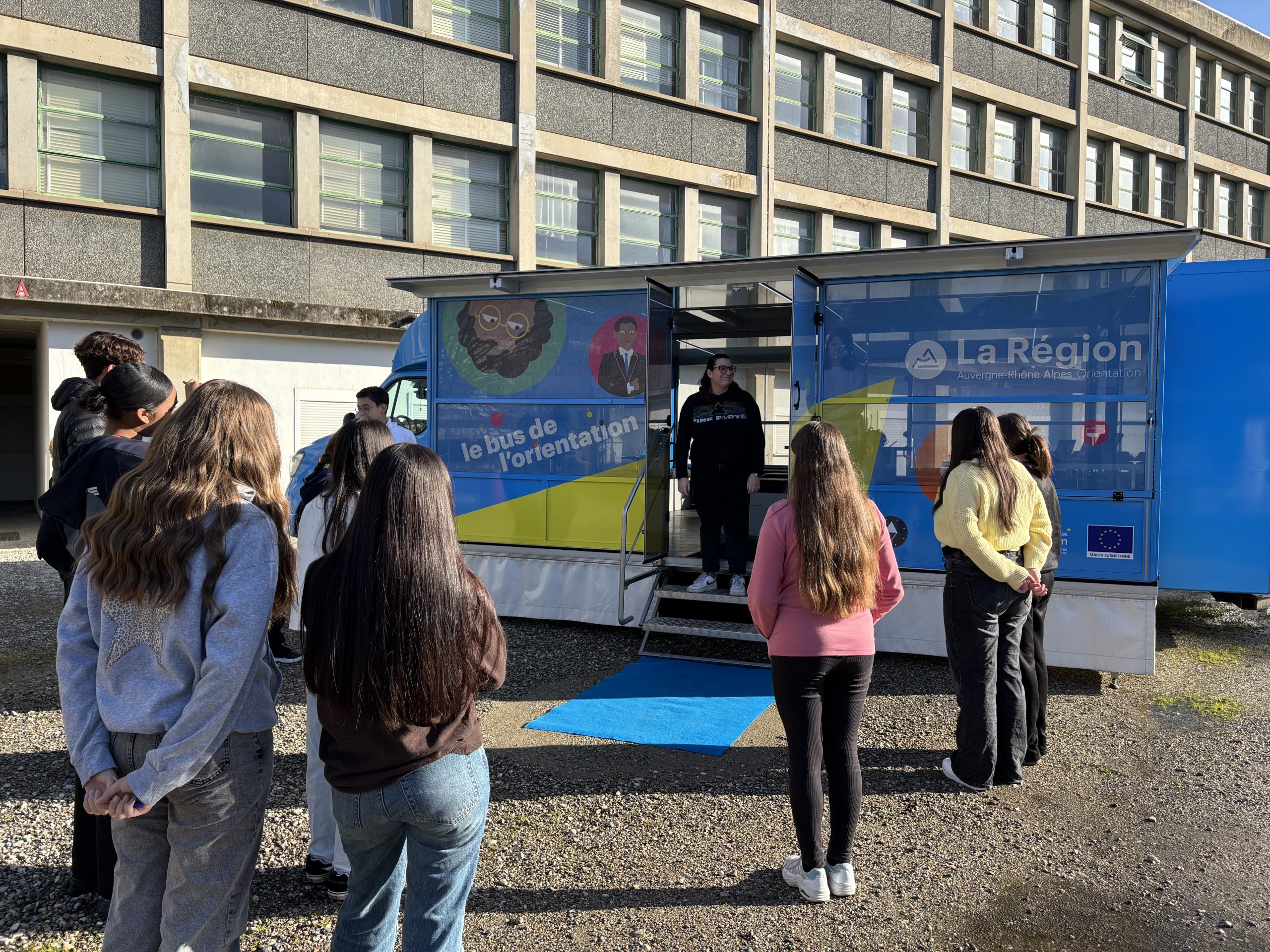 Le bus de l&rsquo;orientation au lycée du Dauphiné